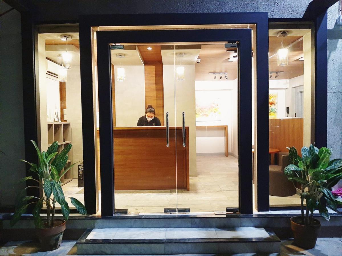 Anex Hotel Near Us Embassy Манила Екстериор снимка