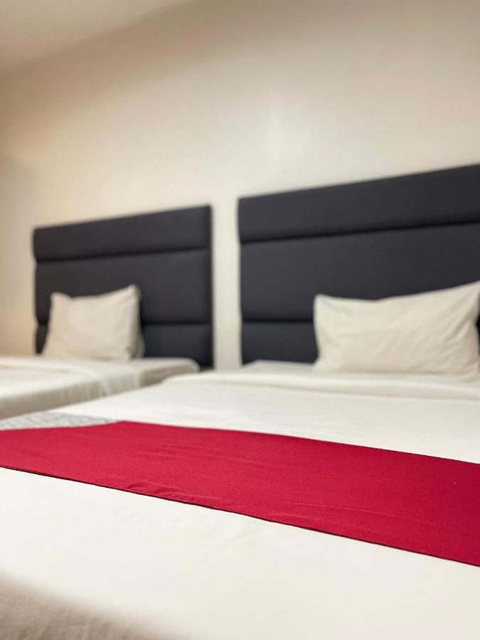 Anex Hotel Near Us Embassy Манила Екстериор снимка